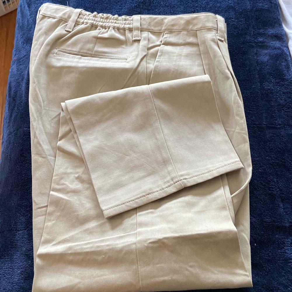 Men’s khakis 34/30